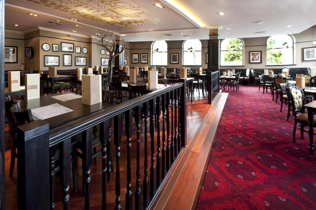 The John Francis Basset Wetherspoon Camborne Ngoại thất bức ảnh